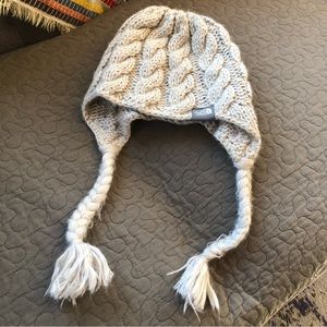 The North Face Wool Blend Knit Beanie Hat Ear Flaps Braided Gray Hat One Size